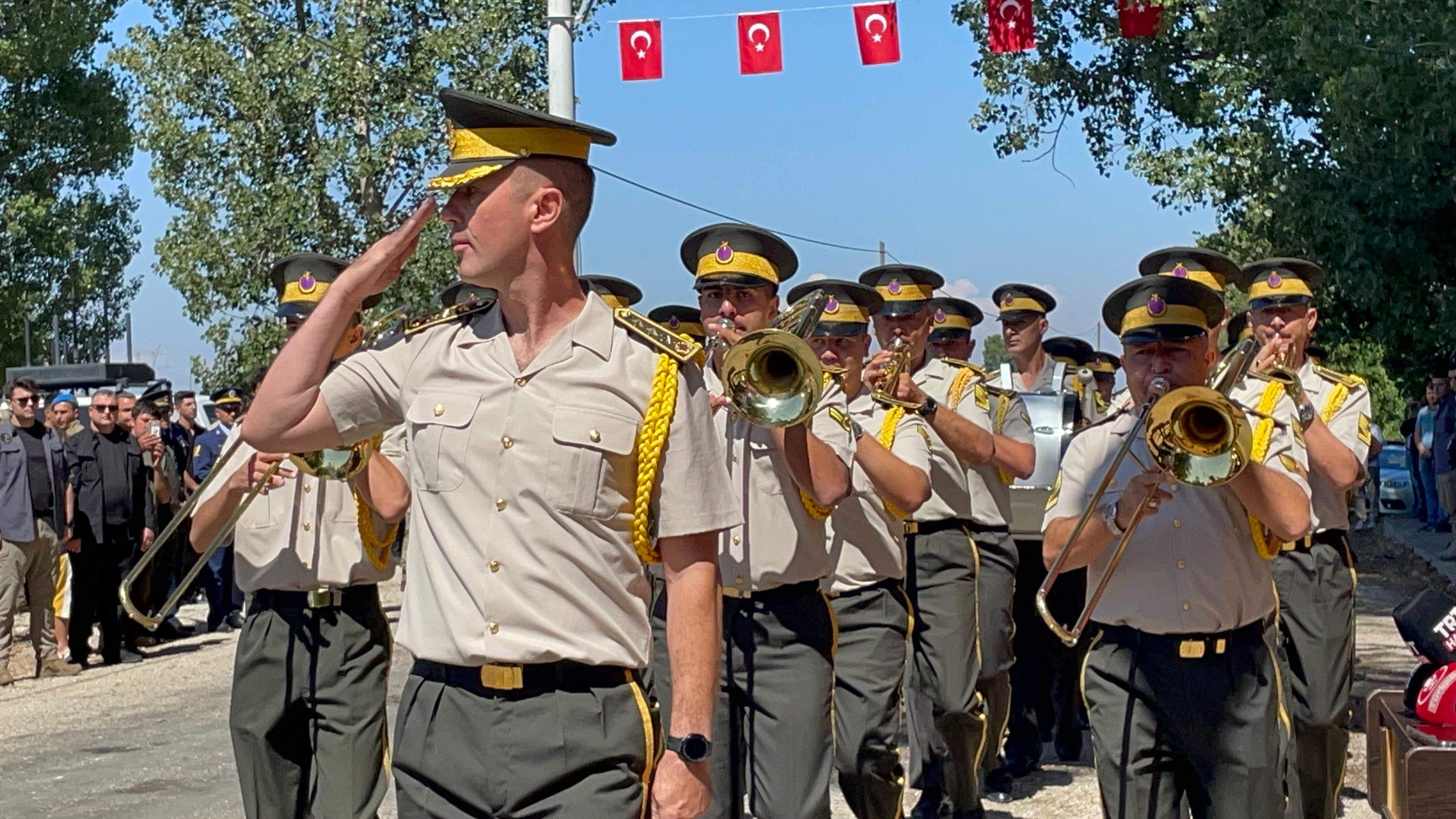 Büyük Taarruz’un Kahramanları Anıldı Anıtkaya’da Şehitler Dualarla Yad Edildi