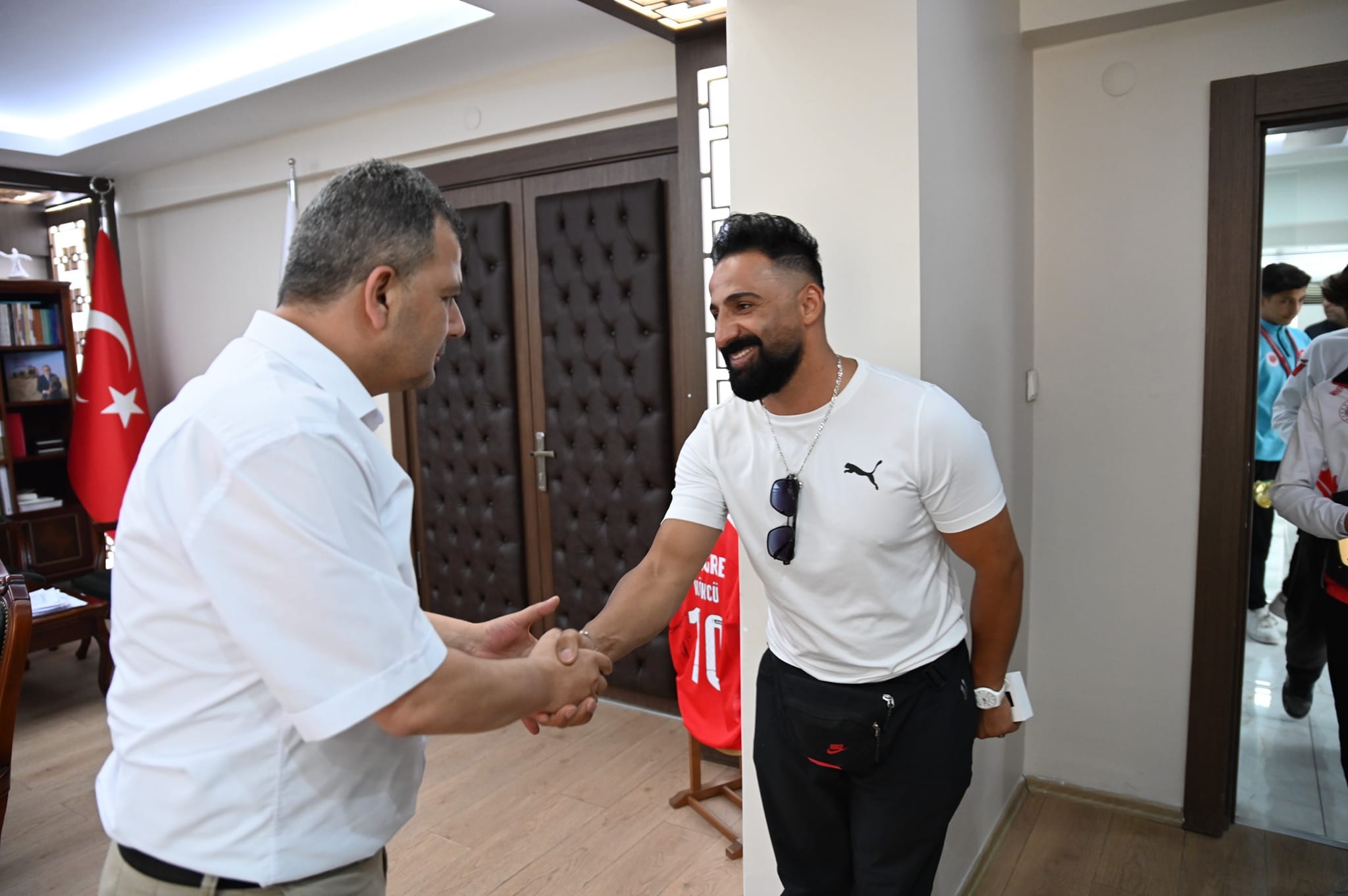 Emirdağ Güçlü Gençlik Spor Kulübü'nden Başkan Koyuncu'ya Ziyaret