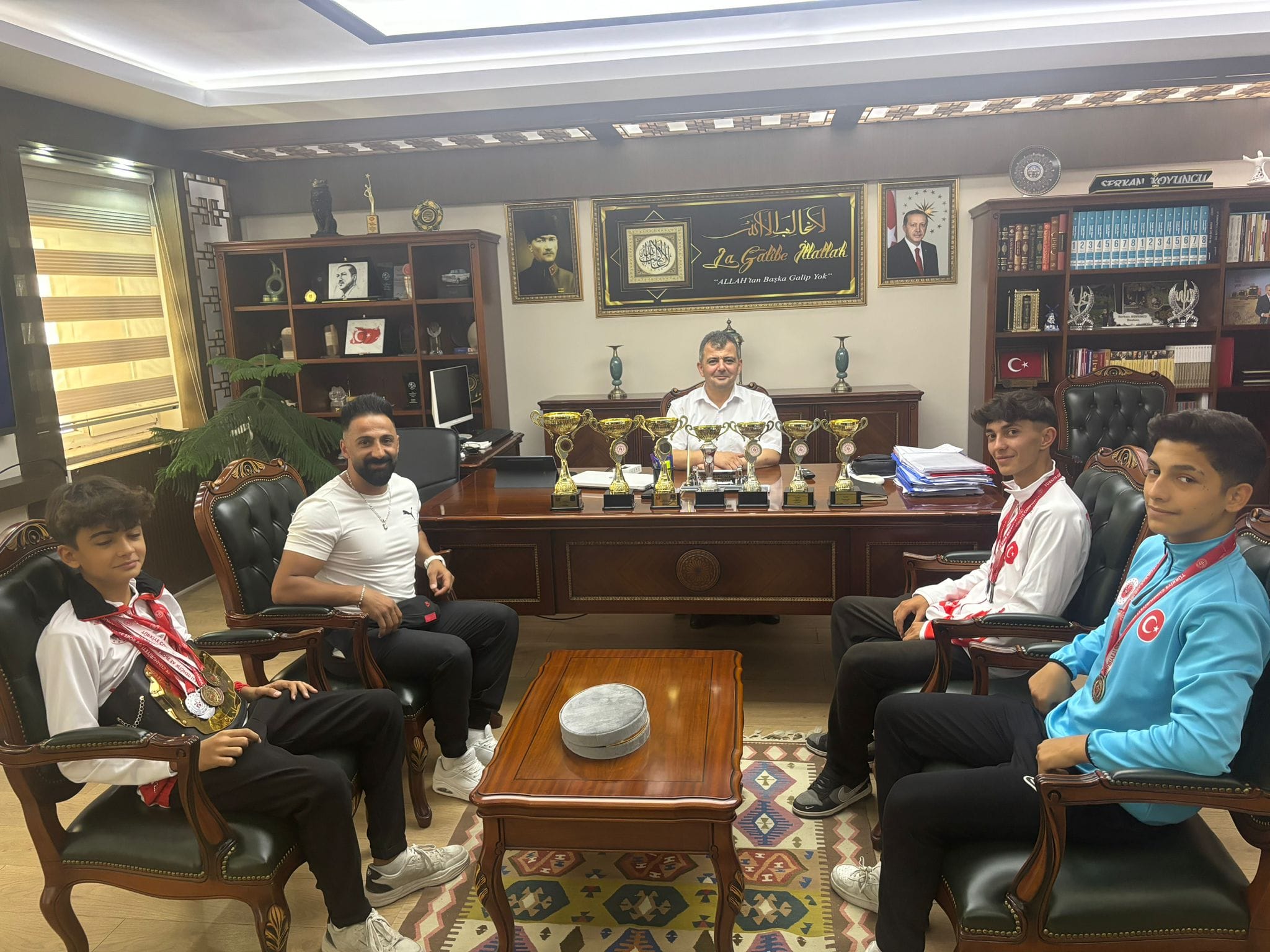 Emirdağ Güçlü Gençlik Spor Kulübü'nden Başkan Koyuncu'ya Ziyaret