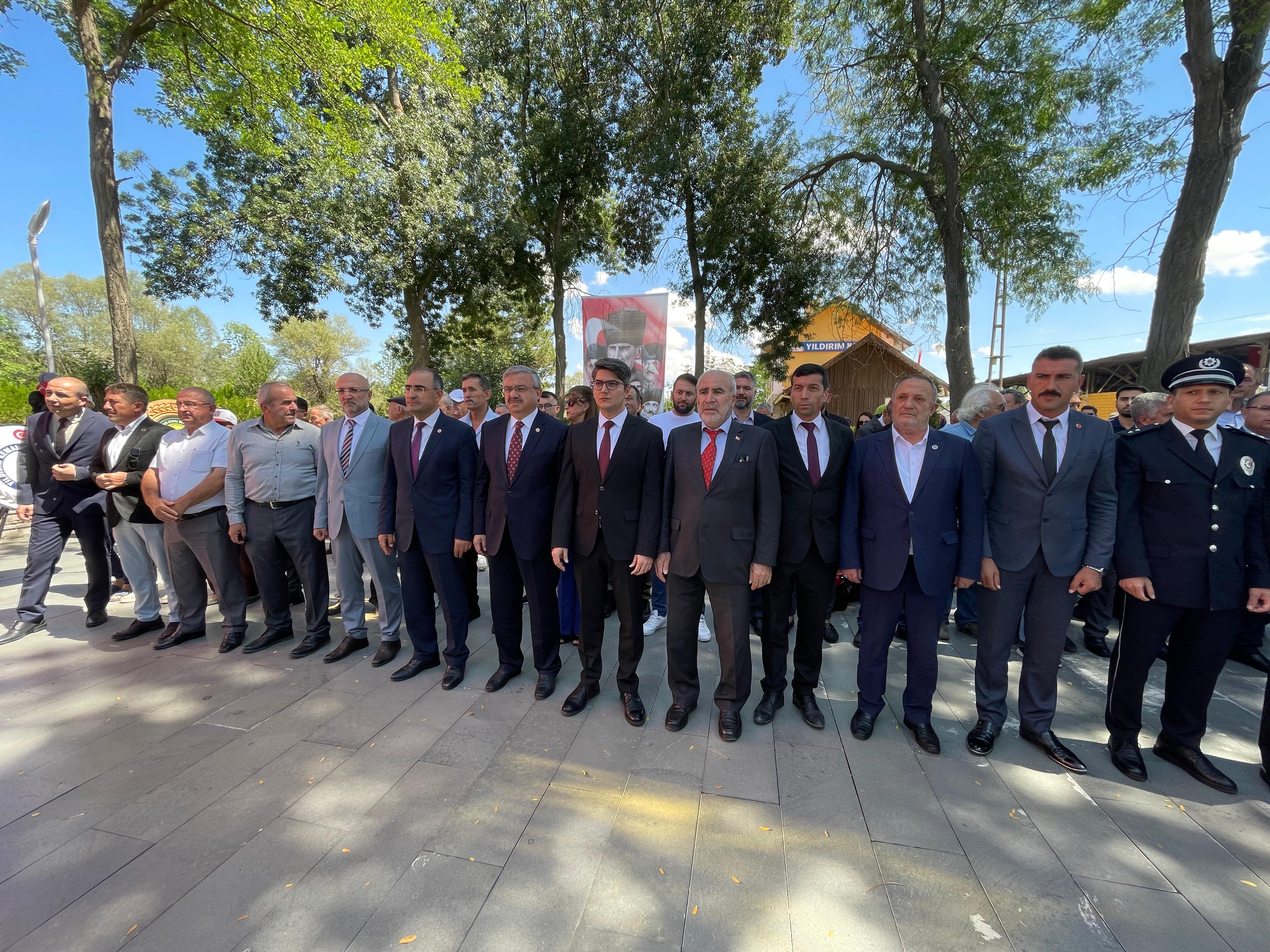 Yıldırım Kemal Şehitliğinde Kahraman Mehmetçik Yâd Edildi