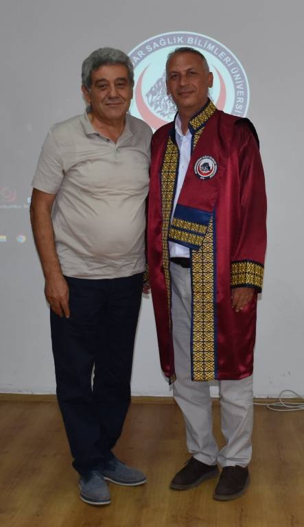 AFSÜ’DE Kadrosu Yükselen Dört Öğretim Üyesi Cübbe Giydi