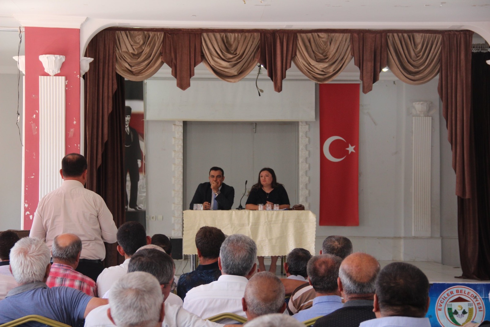 Kaymakam Enes Halis Vatandaşları Dinledi