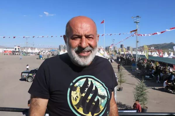 AS BAŞKAN AKÜLKE UMUTLU KONUŞTU :"BU YIL BÜYÜK BİR İLGİ BEKLİYORUZ"