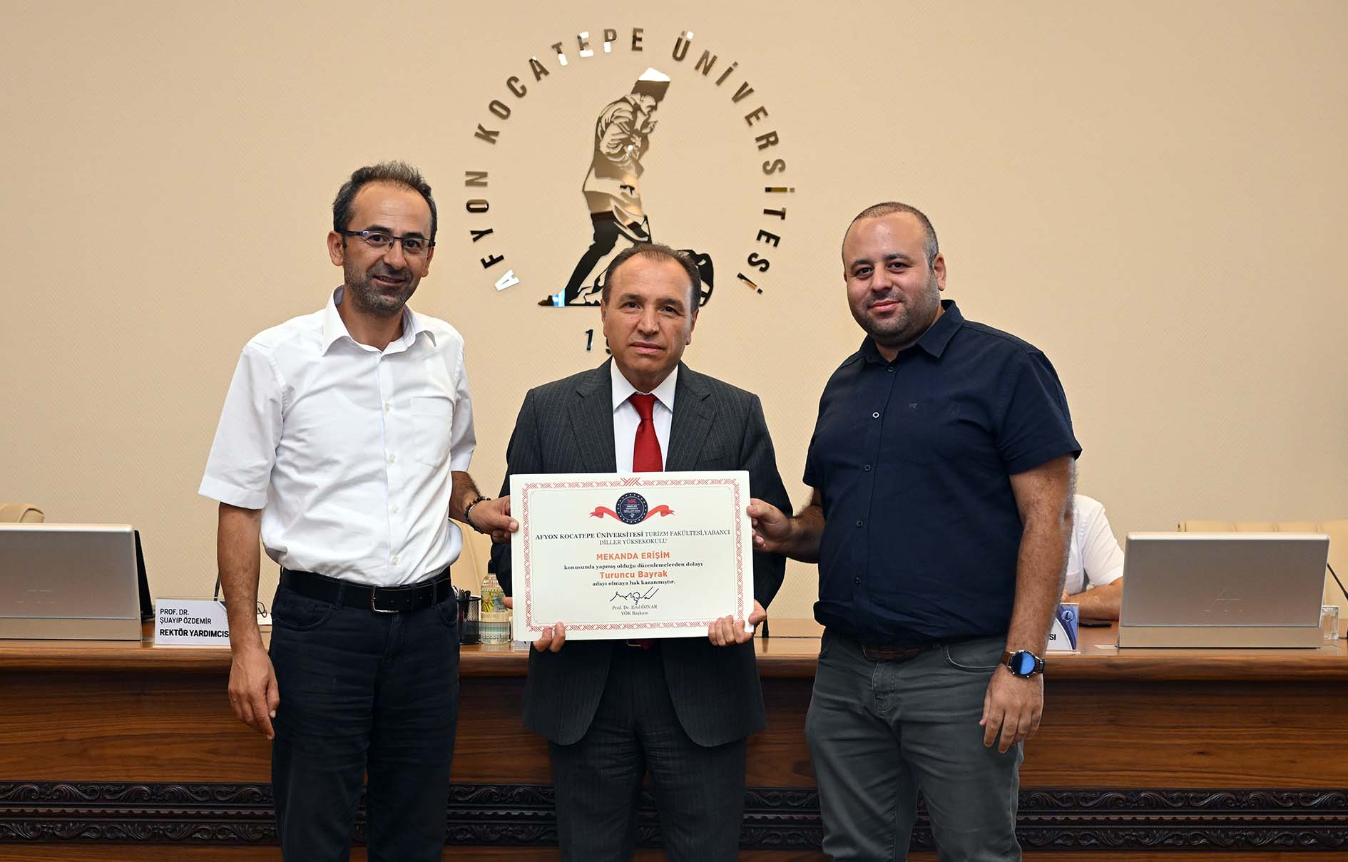 AKÜ, YÖK Engelsiz Üniversite Ödüllerinde 4 Turuncu Bayrak