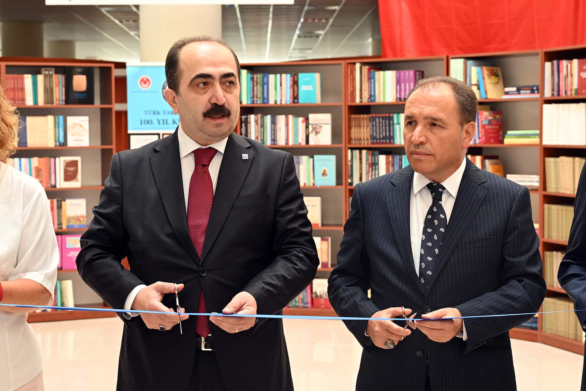 AKÜ’de “Türk Tarih Kurumu Yüzüncü Yıl Kitaplığı” Açıldı