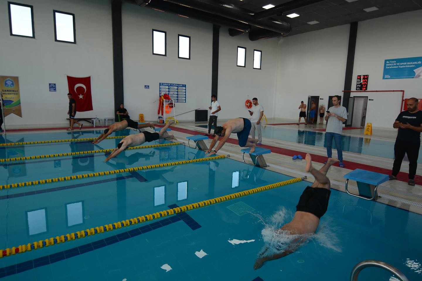 Sandıklı'da İlk Büyük Taarruz Yüzme Yarışması Yoğun İlgi Gördü