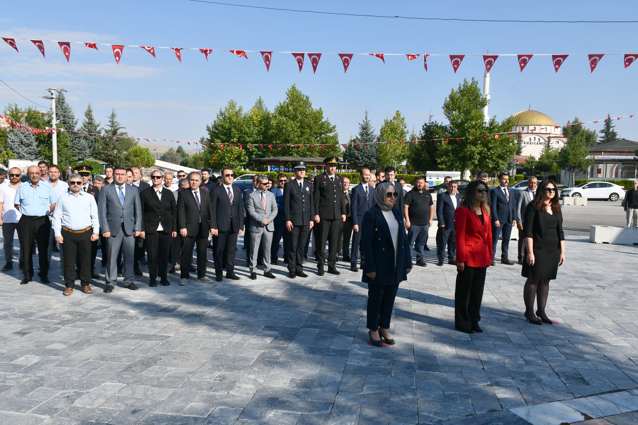 İSCEHİSAR'DA 30 AĞUSTOS KUTLAMA TÖRENLERİ GERÇEKLEŞTİRİLDİ