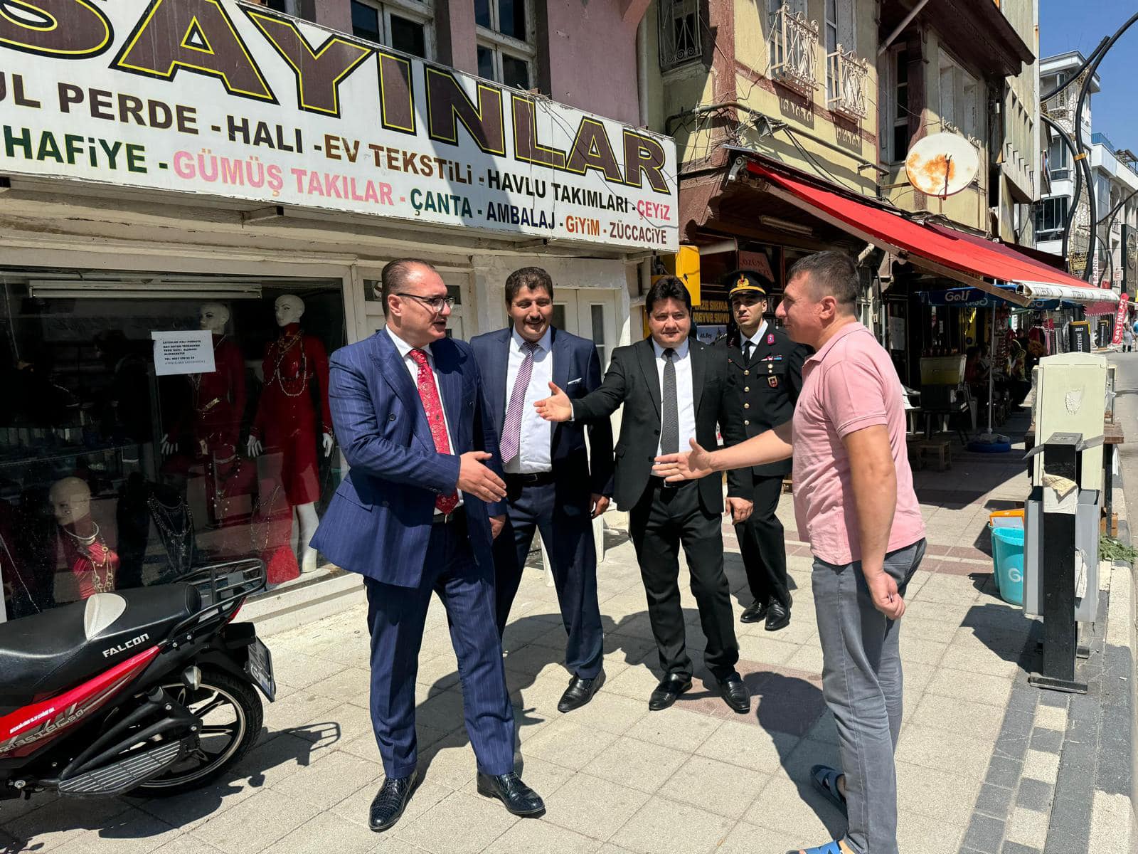 Başkan Aynacı'dan Bolvadin’de Esnaf Ziyareti