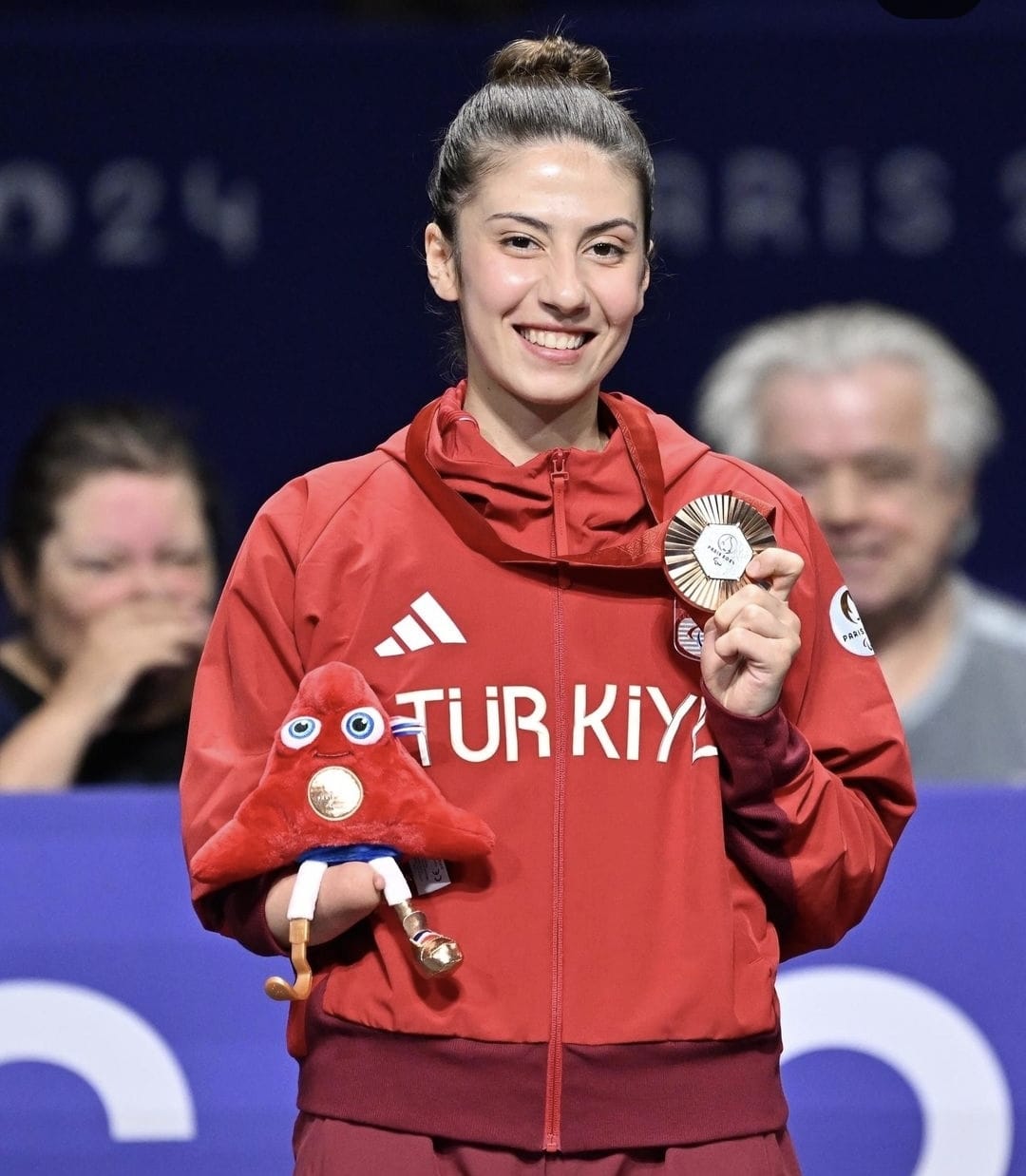 ÇAVDAR PARALİMPİK OYUNLARI'NDA BRONZ MADALYA KAZANDI