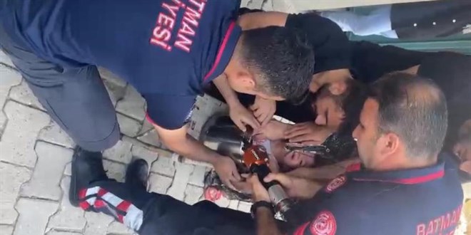 Oyun Kabusa Dönüştü!  2 yaşındaki çocuk düdüklü tencerede sıkıştı