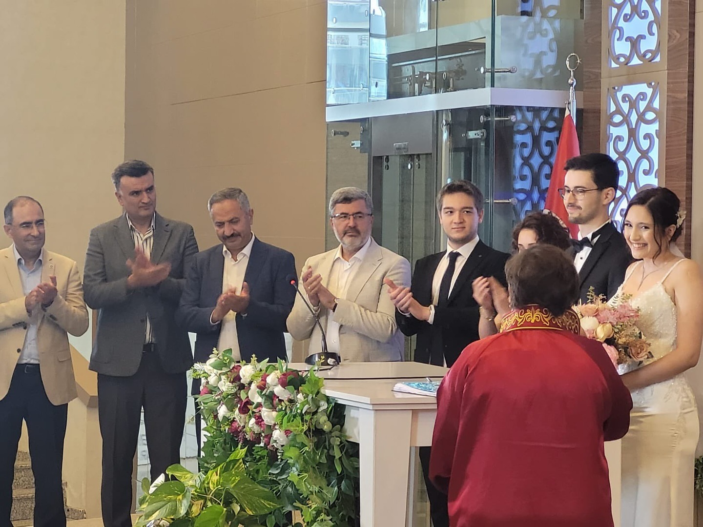 CUMHUR İTTİFAKI MİLLETVEKİLLERİ AYNI DÜĞÜNDE BİR ARAYA GELDİ