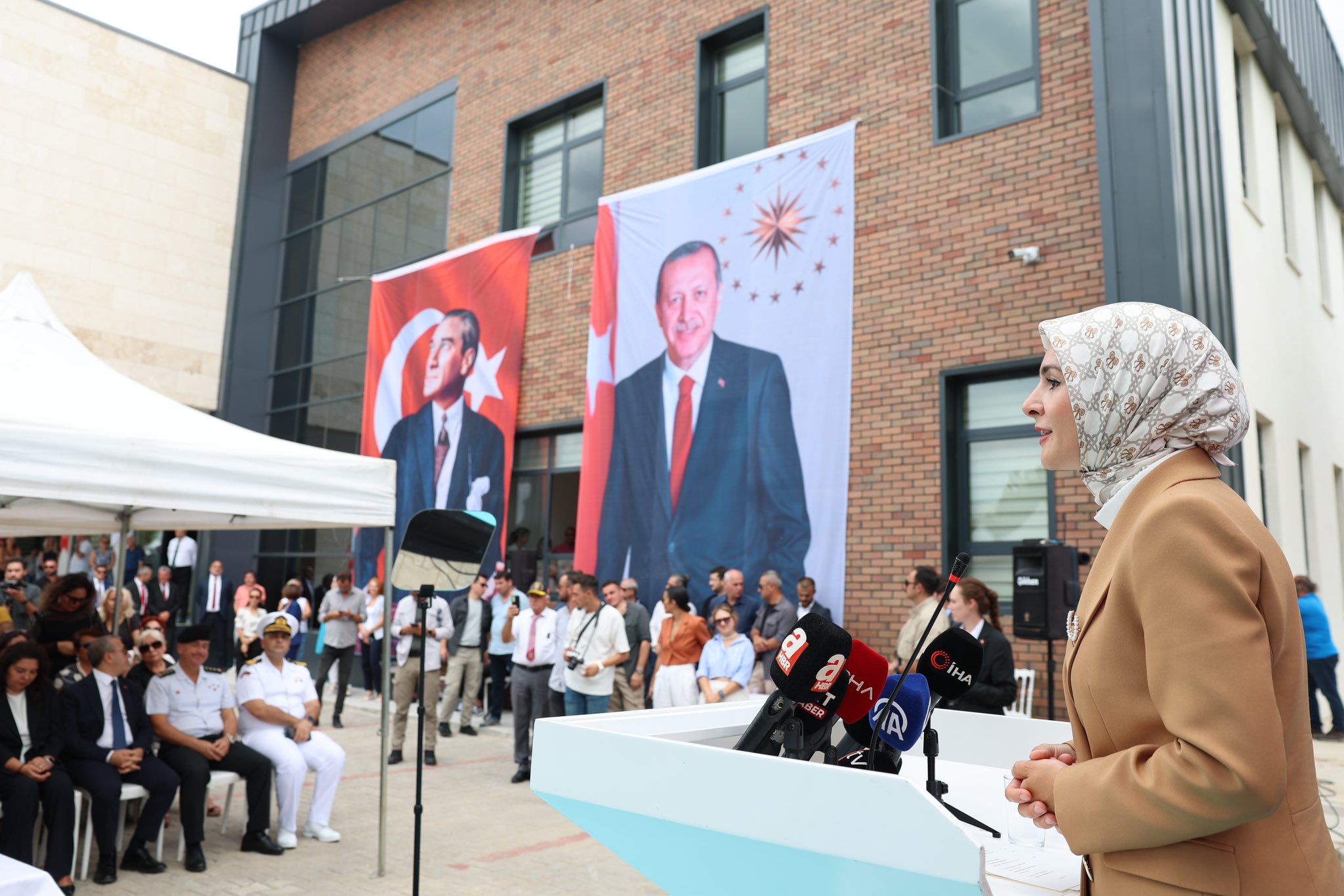 Afyonlu Bakan Göktaş Çanakkale’de Açılışa Katıldı