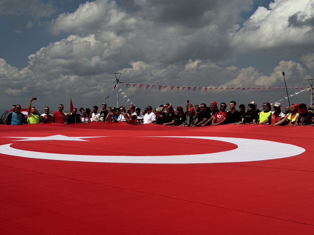600 MOTOSİKLET GÖNÜLLÜSÜ "SÜVARİNİN İZİNDEN" ETKİNLİĞİ İÇİN BULUŞTU