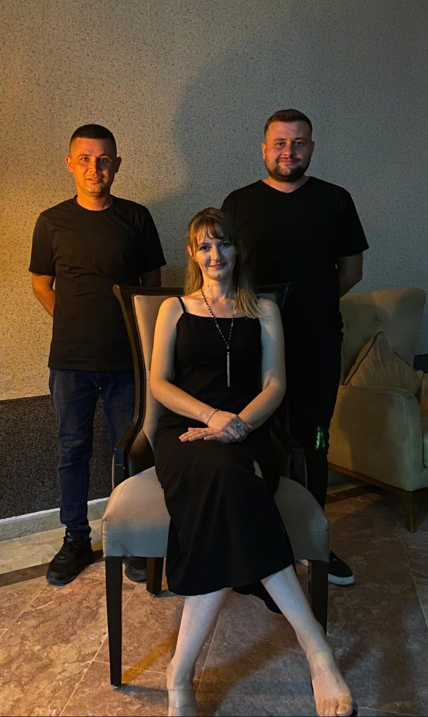 AFYON'DA ÖZGÜN MÜZİĞİ ORTAYA ÇIKARMAK İÇİN YOLA ÇIKIYORLAR