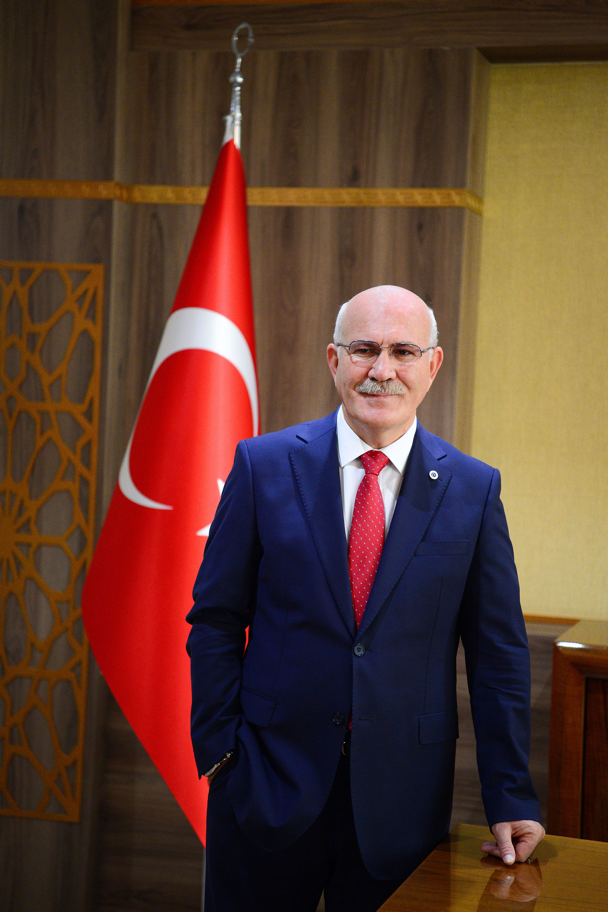 Uşak Üniversitesi Rektörü Savaş, 1 Eylül mesajı yayımladı