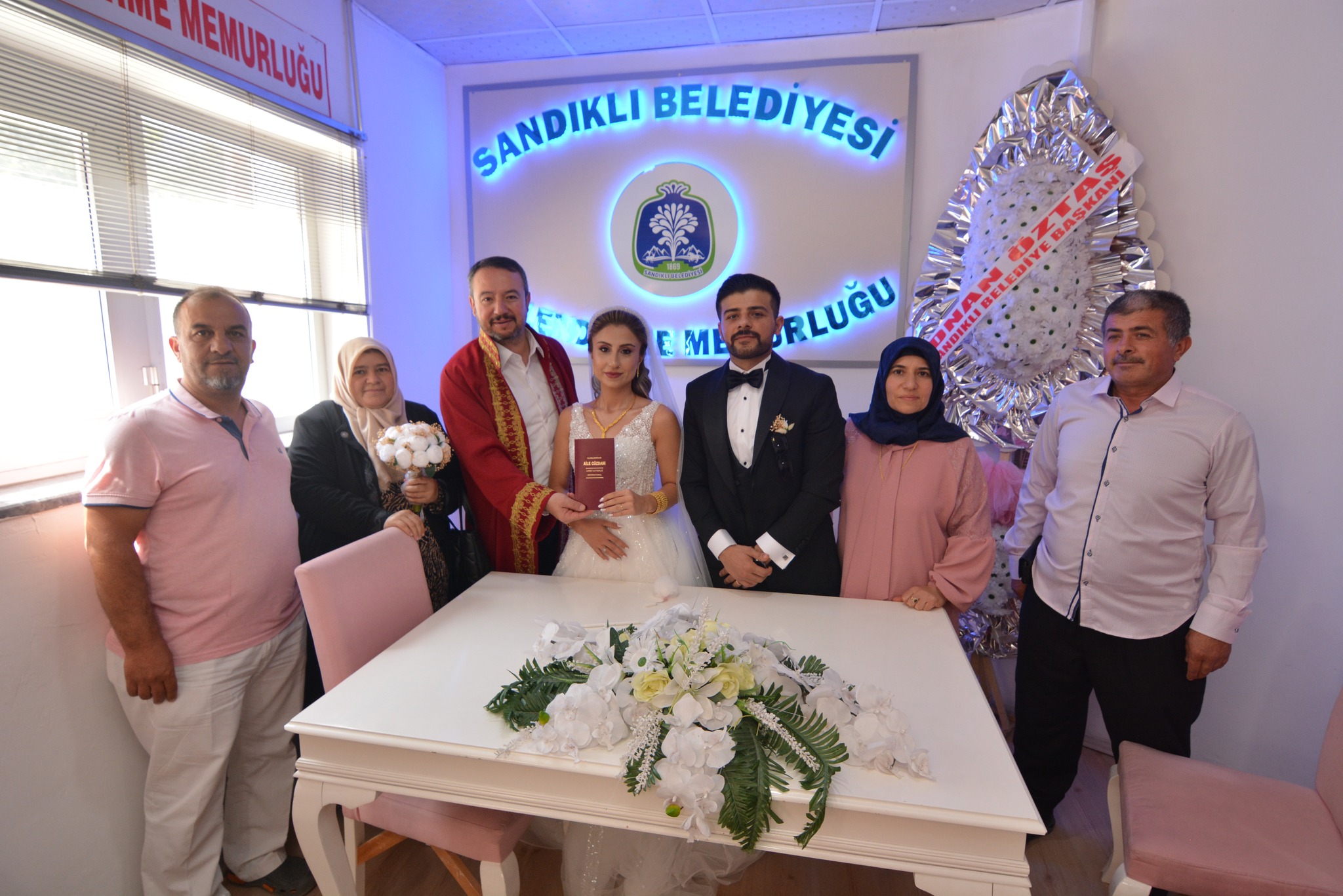 Başkan Öztaş Hemşehrilerinin Sevincini Paylaşıyor