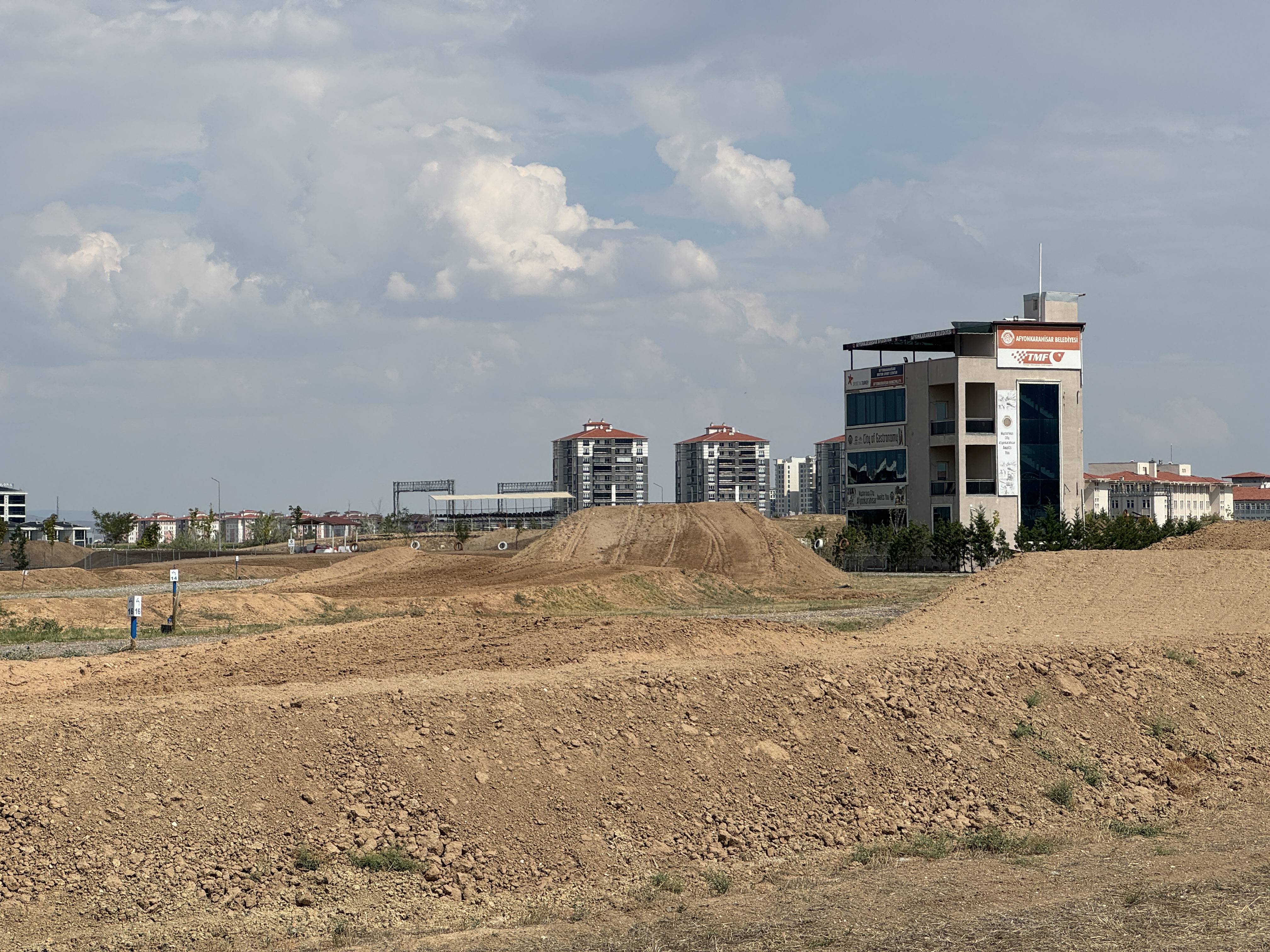 DÜNYA MOTOKROS ŞAMPİYONASI İÇİN HEYECAN DORUKTA!