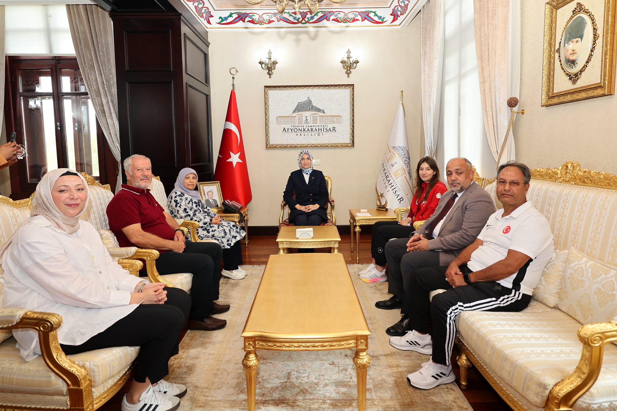 MERYEM ŞAMPİYON GİBİ KARŞILANDI