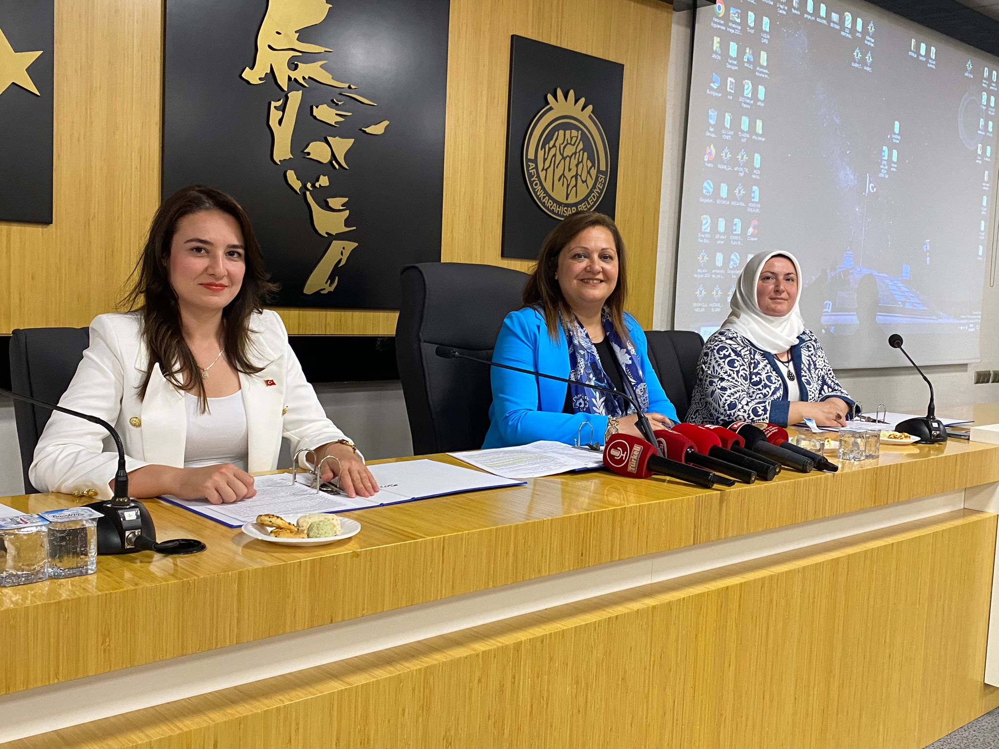 BAŞKAN  KÖKSAL, ZAFER HAFTASI'NDA CUMHURİYET VURGUSU YAPTI