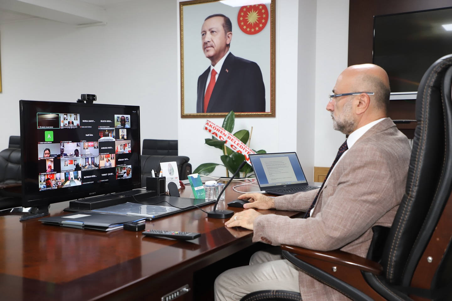BAŞKAN ŞAHİN İL BAŞKANLARI TOPLANTISINA KATILDI
