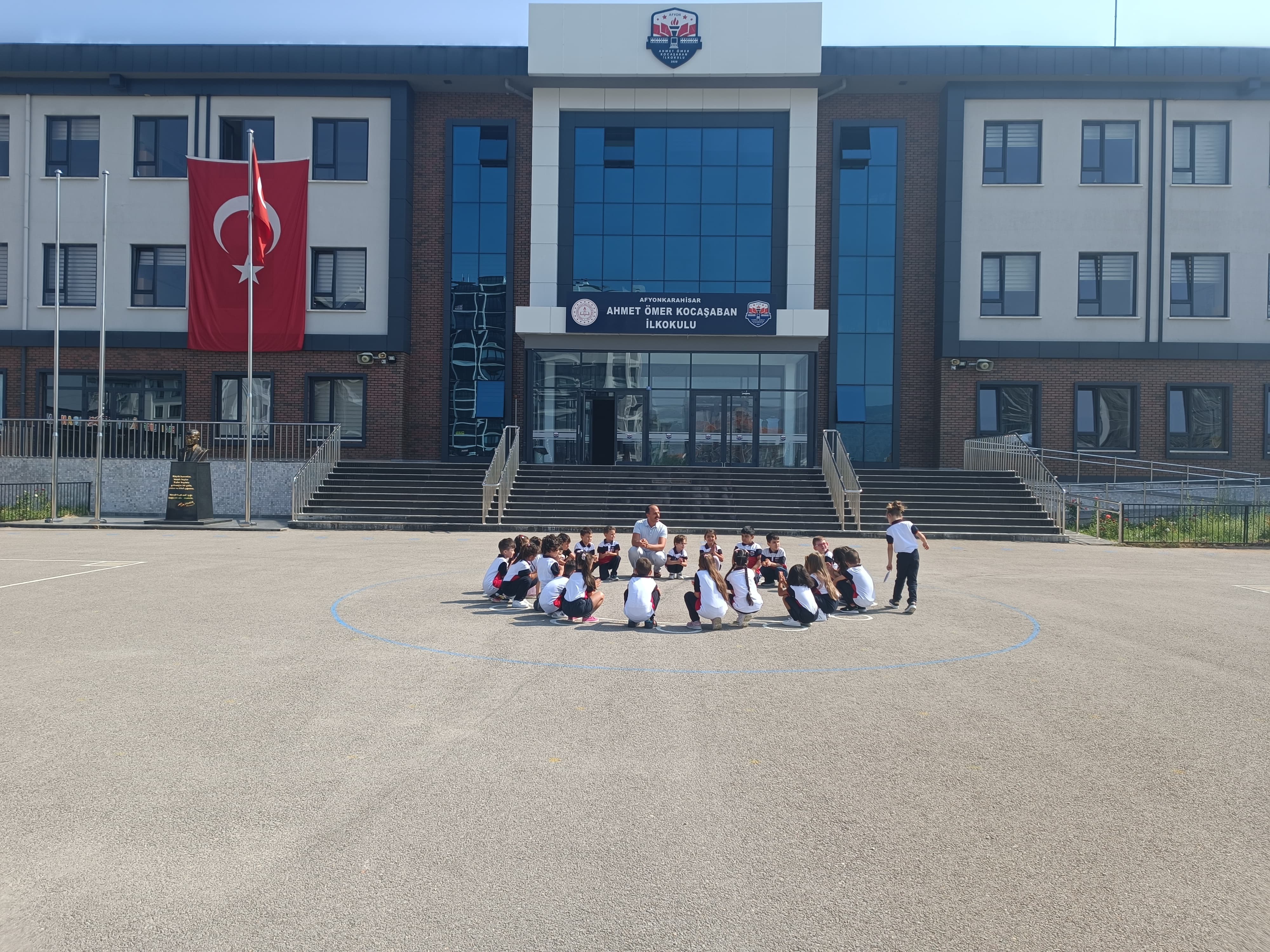 Ahmet Ömer Kocaşaban İlkokulu Uyum Haftasında Farkını Ortaya Koydu
