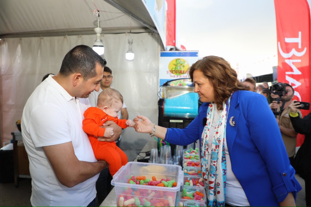 Motofest’e  Topuklu Efe’den Çocuklara Özel İlgi