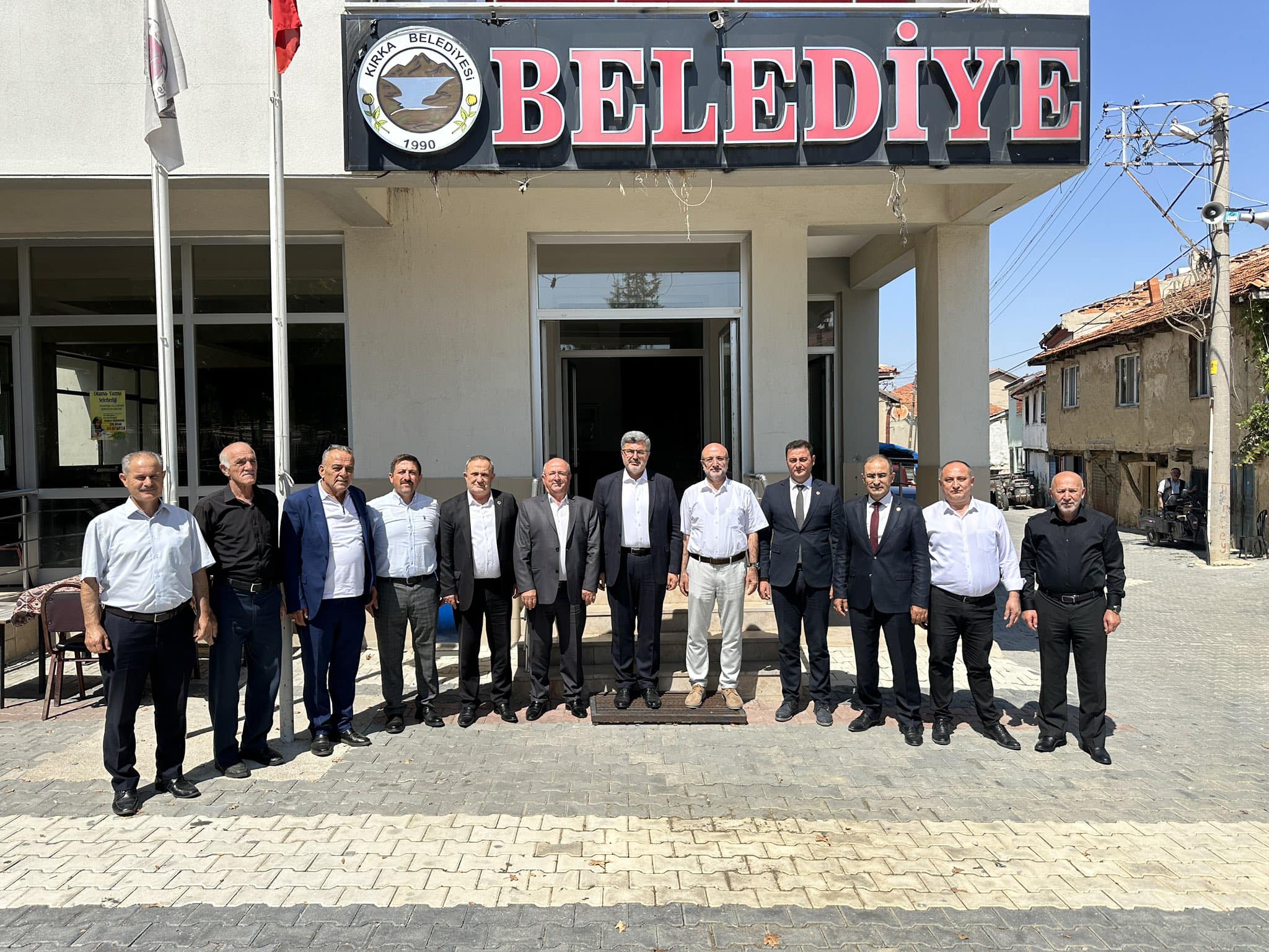 Ak Parti Milletvekilleri Belediye Başkanı Şahin’i Ziyaret Etti