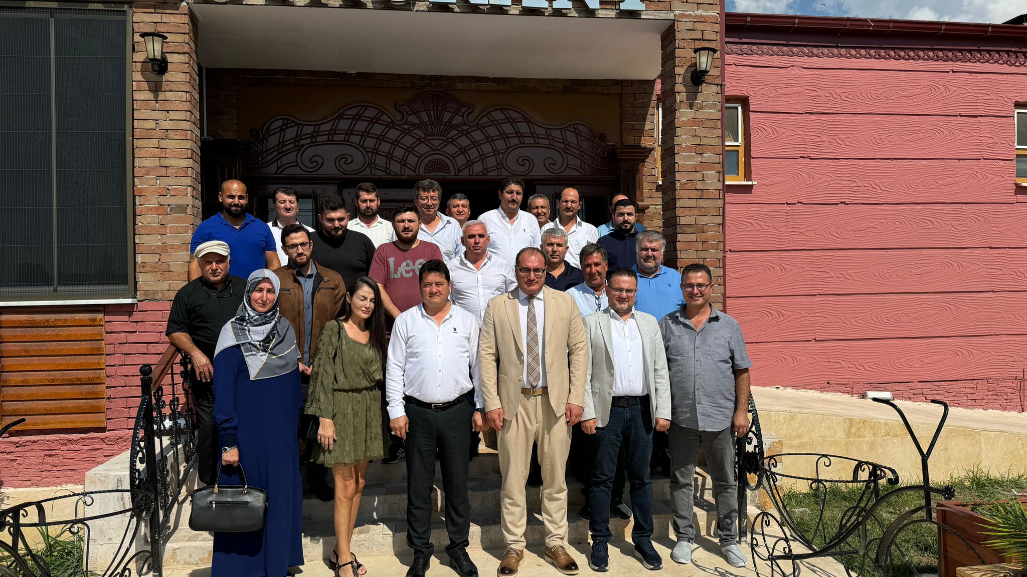 Kaymakam Arıkan ve Başkan Aynacı İş İnsanları İle Bir Araya Geldi