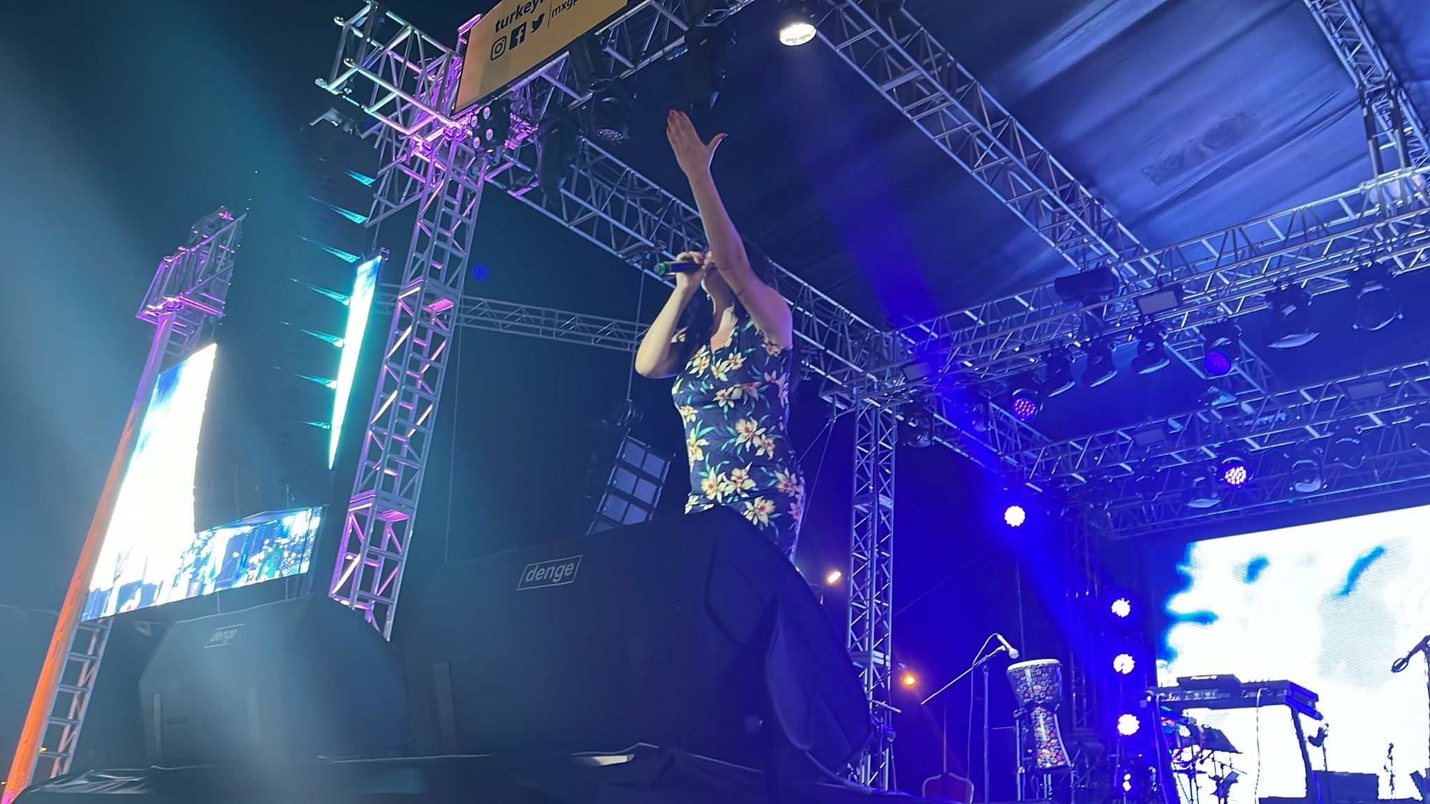 DJ Duygu Ve Aslı MotoFest’i Coşturdu: Şevval Sam Konserine Geri Sayım!
