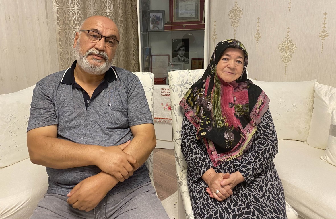 “EVLATSIZ YAŞANIR, VATANSIZ YAŞANMAZ”