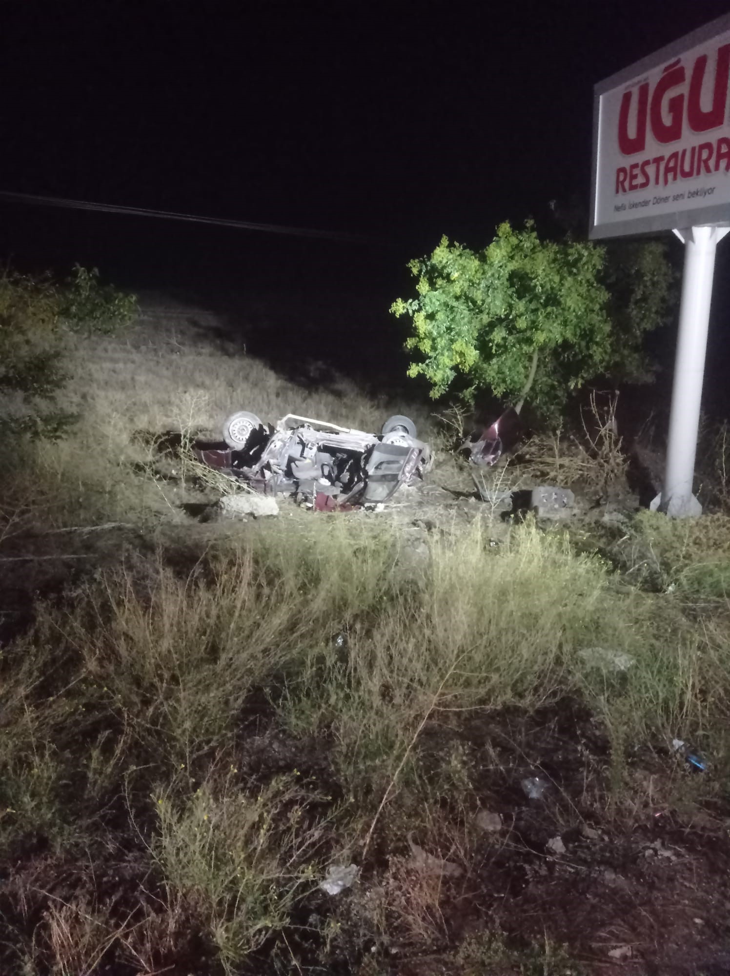 Afyon'da Feci Kaza: 2 ölü 3 yaralı