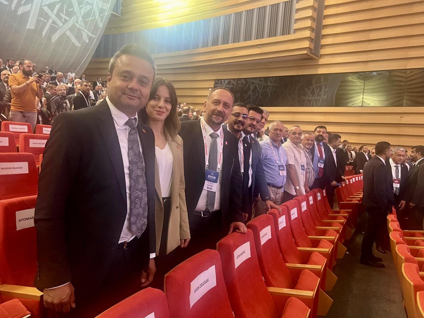 CHP İl Başkanı Erhan İkinci Yüzyıl Değişim Kurultayına Katıldı