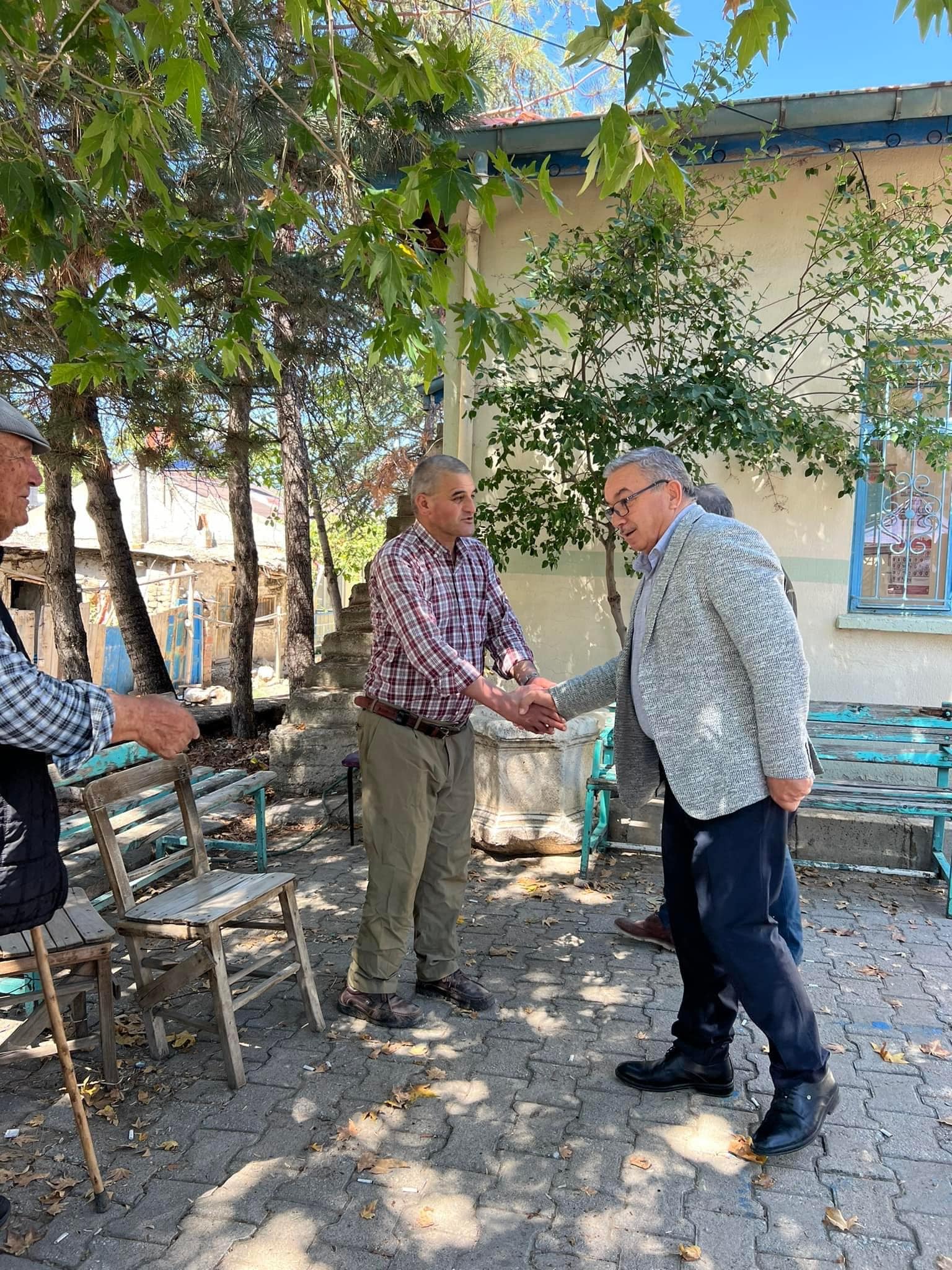 Başkan Özaşkın Bademli Sakinleriyle Bir Araya Geldi