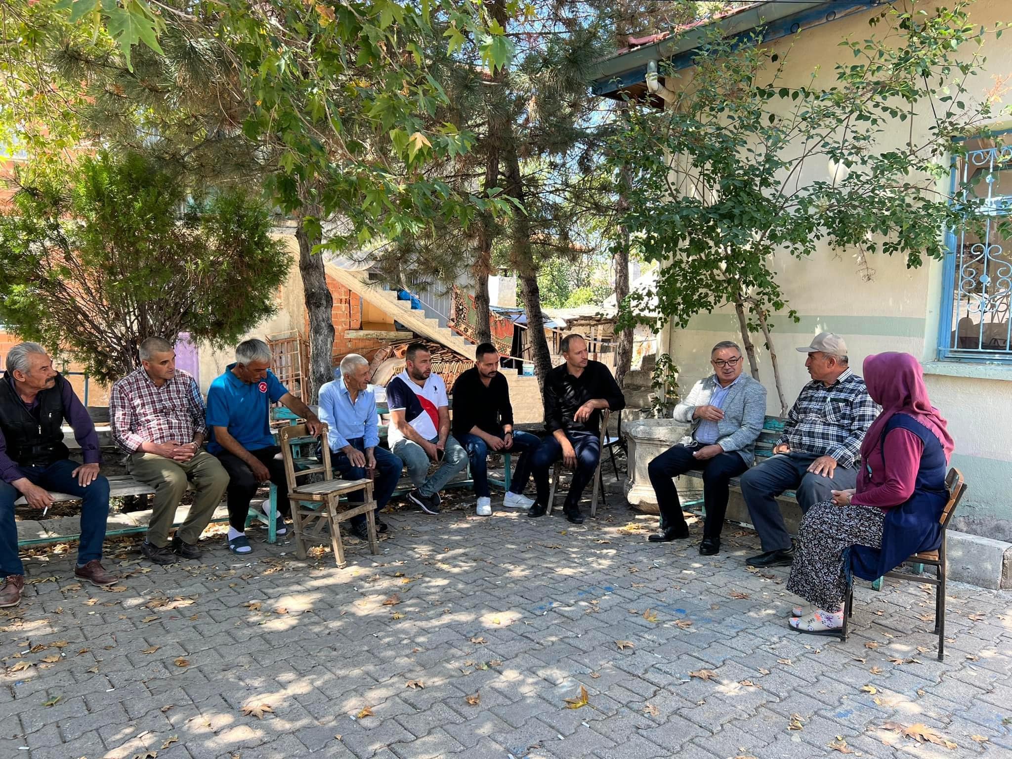 Başkan Özaşkın Bademli Sakinleriyle Bir Araya Geldi