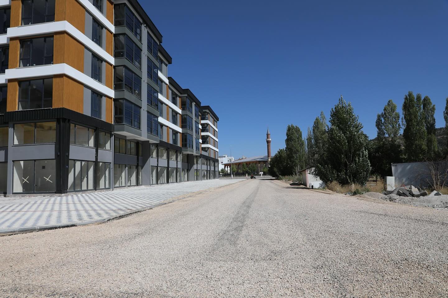 Afyon’da Sathi Asfaltlama Çalışmaları Hızla Sürüyor