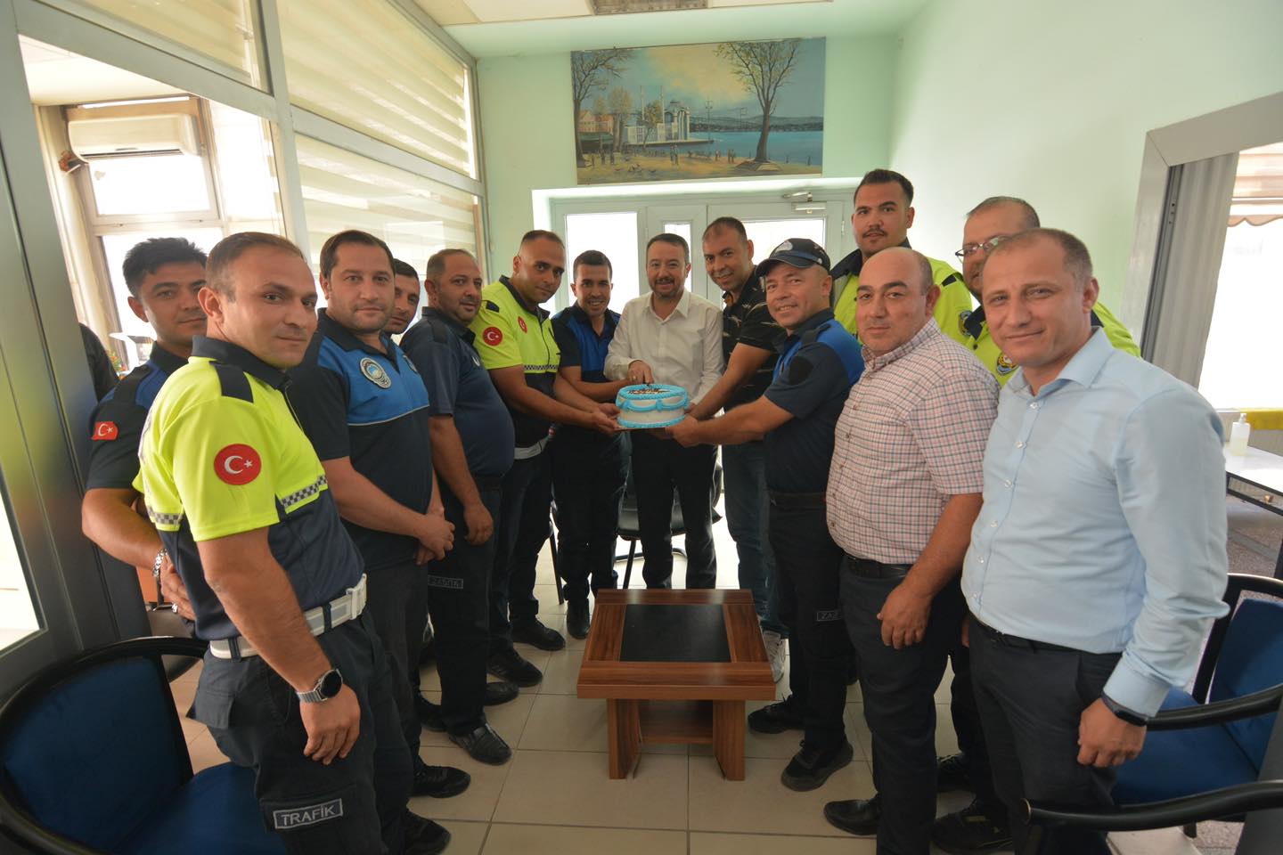 BAŞKAN ÖZTAŞ'TAN ZABITA HAFTASI ZİYARETİ