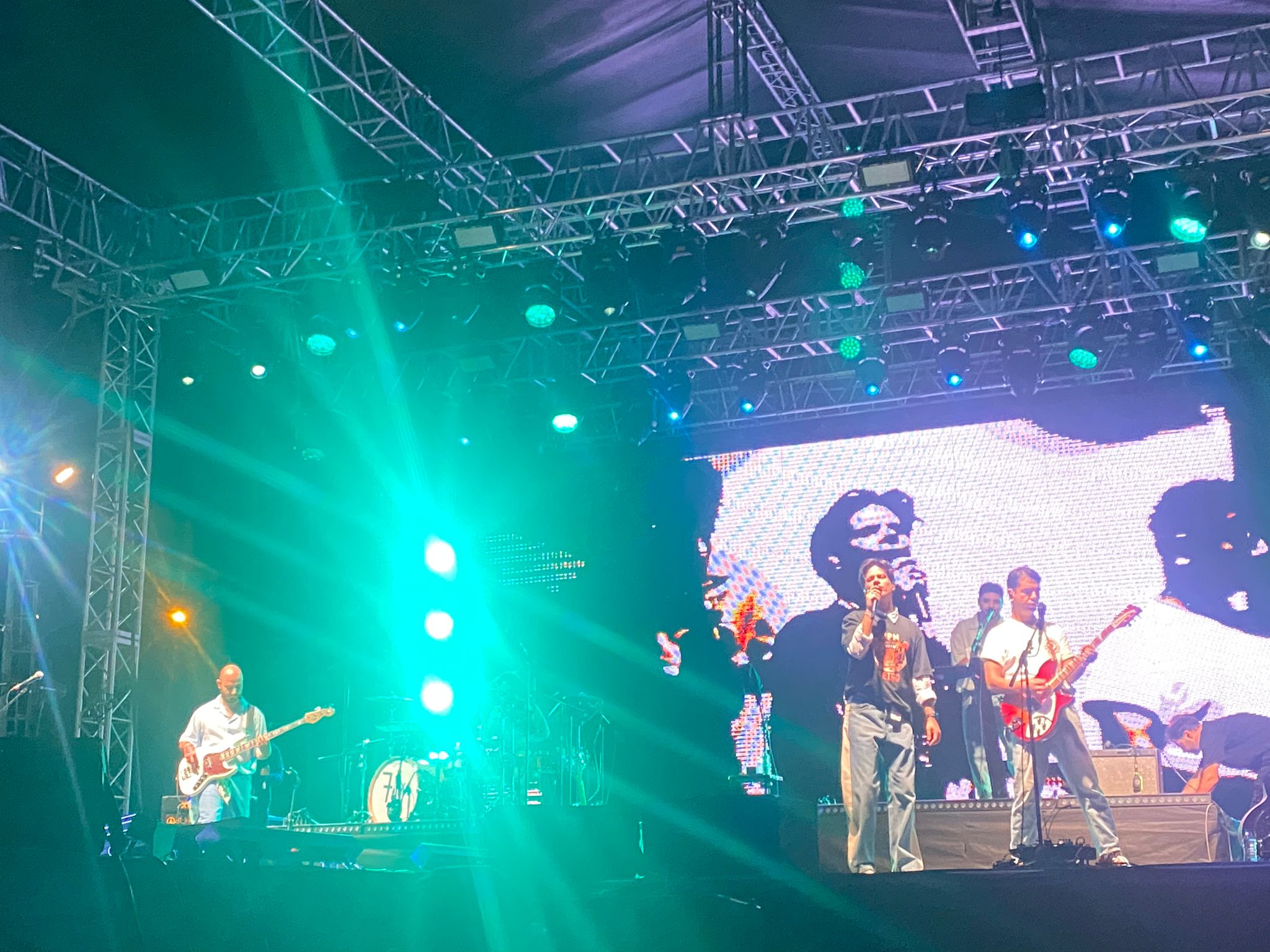 MADRİGAL'DAN UNUTULMAYACAK PERFORMANS