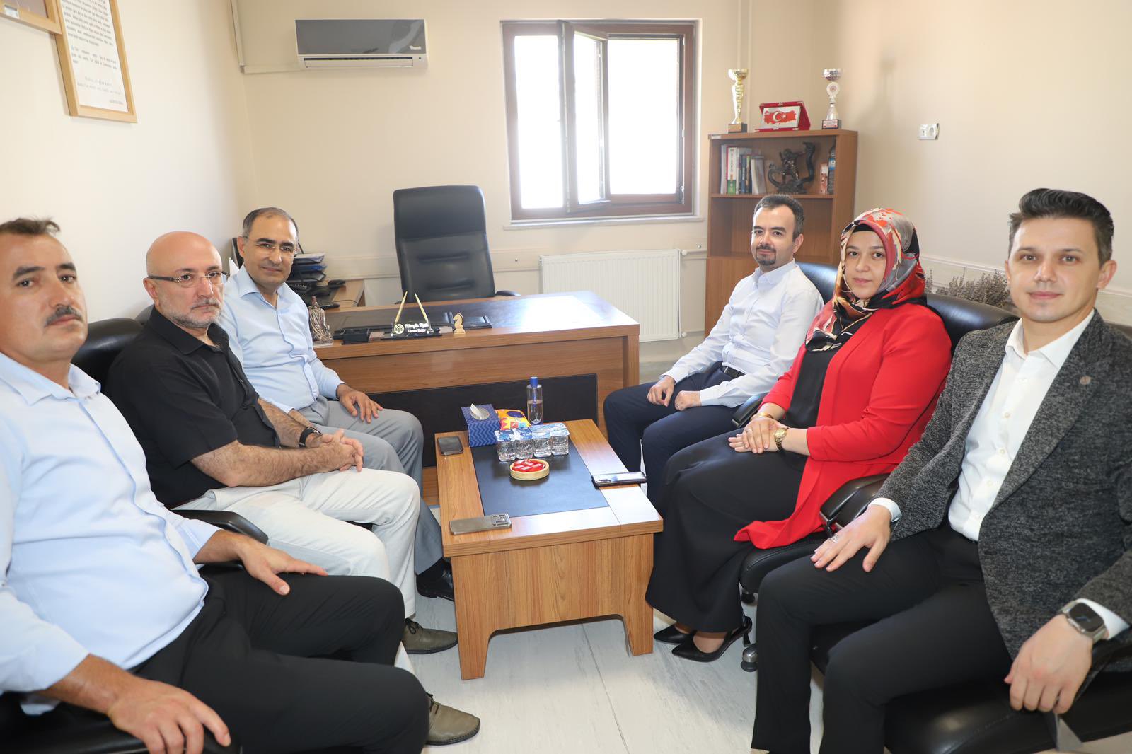 AK Parti Milletvekili Dr. Hasan Arslan, Dazkırı Devlet Hastanesi'ni Ziyaret Etti