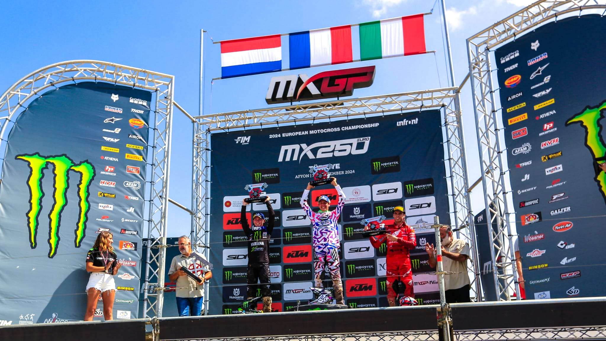 EMX250 TÜRKİYE'NİN KAZANANI FRANSIZ VALIN