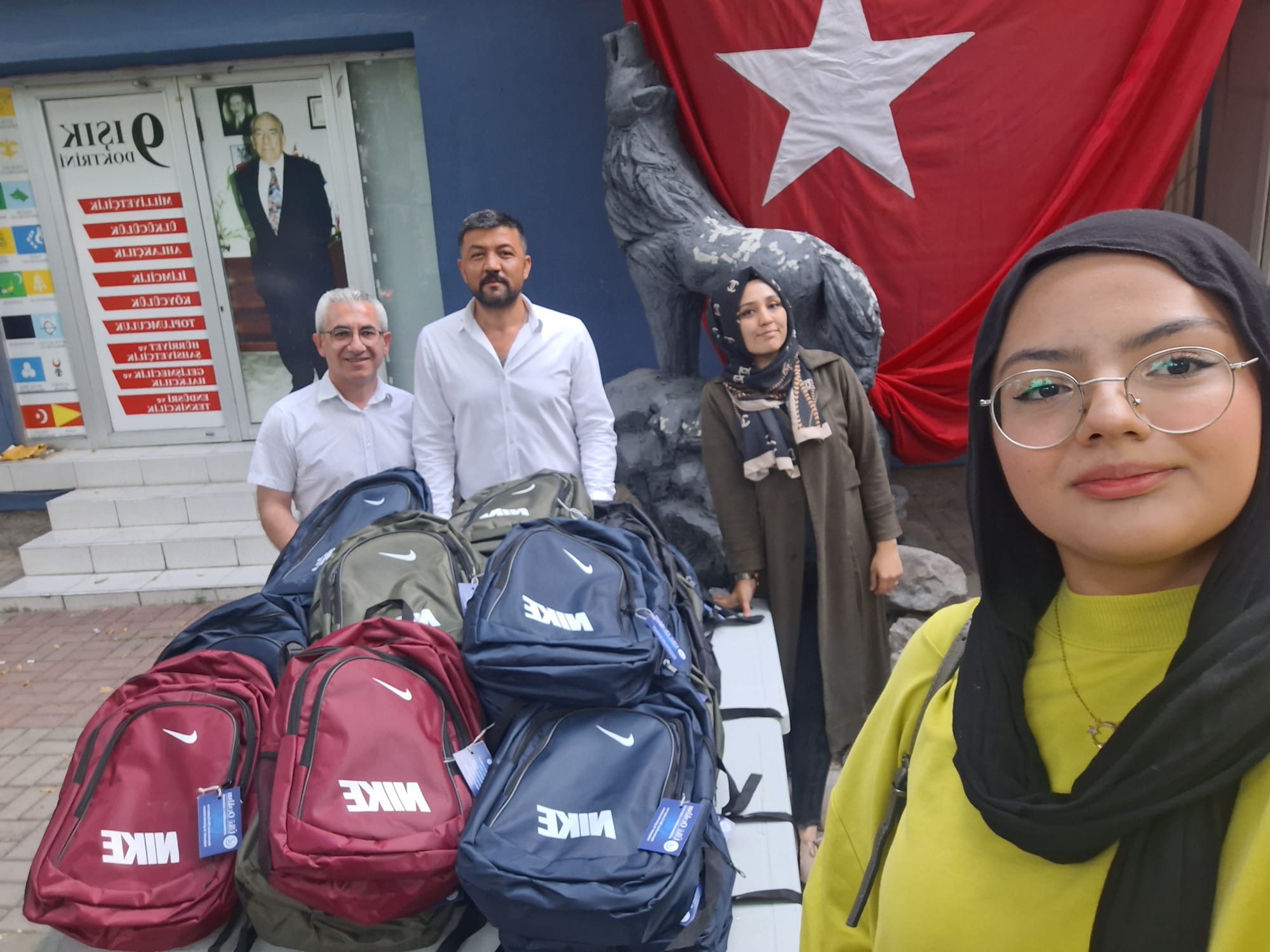 AFYONKARAHİSAR ÜLKÜ OCAKLARI SOSYAL SORUMLULUK PROJELERİ İLE ÖRNEK OLMAYA DEVAM EDİYOR.