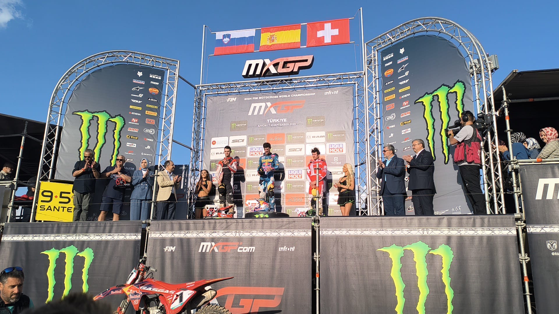 TÜM YARIŞLARIN ÇEKİŞMELİ GEÇTİĞİ MXGP TÜRKİYE YİNE DÜNYADA BÜYÜK SES GETİRDİ