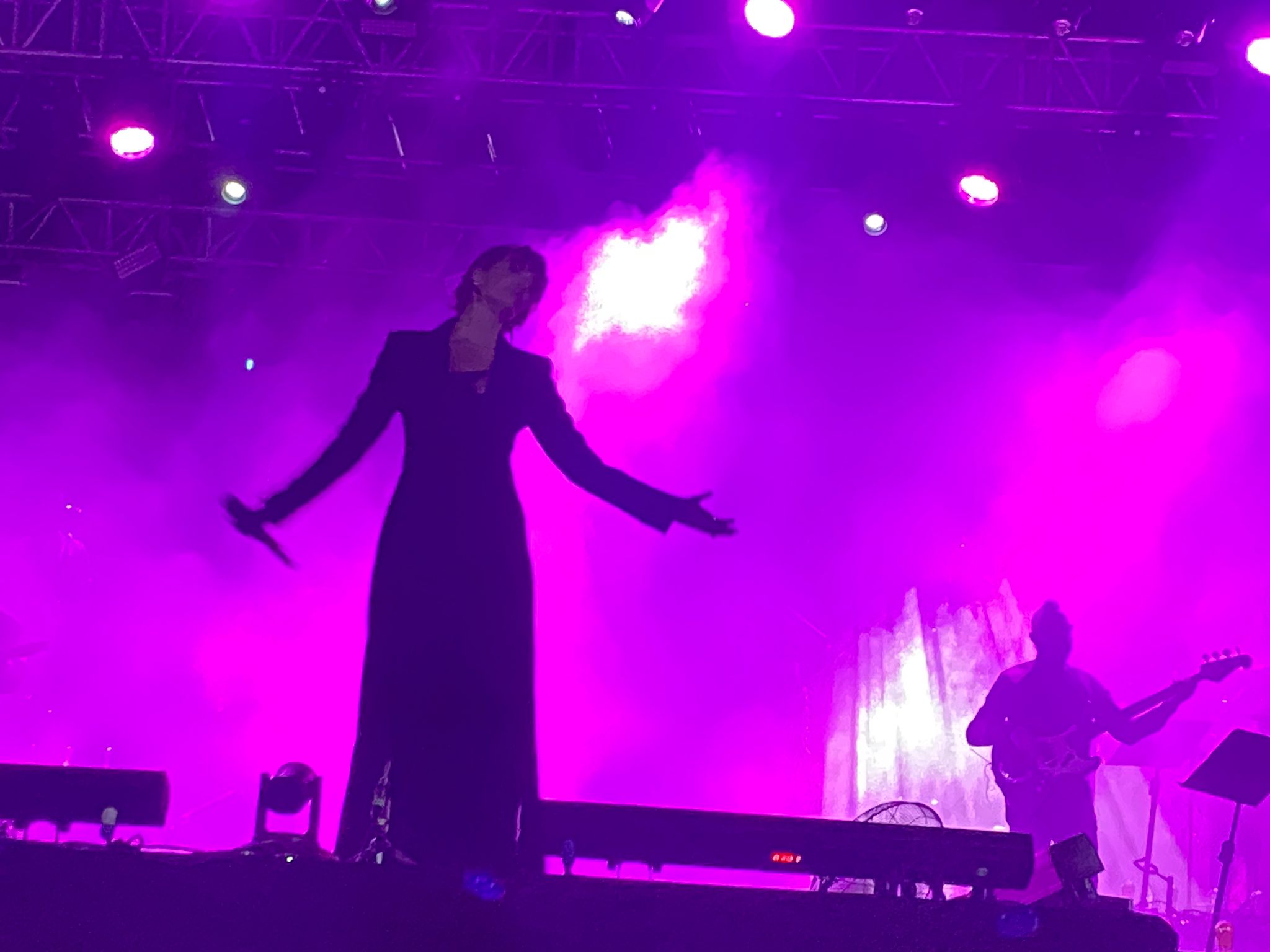 Sıla Konserinde Teknik Arıza...Ses Yok Sloganları Yükseldi