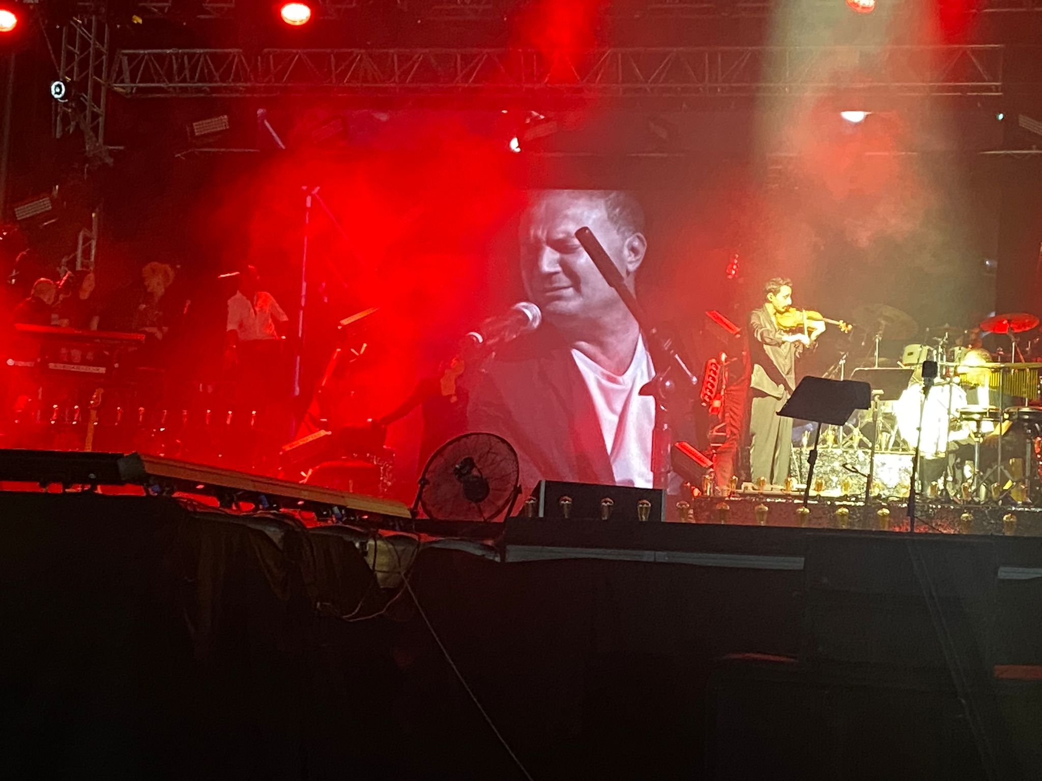 Sıla’nın Vokallerinden Muhteşem Performans
