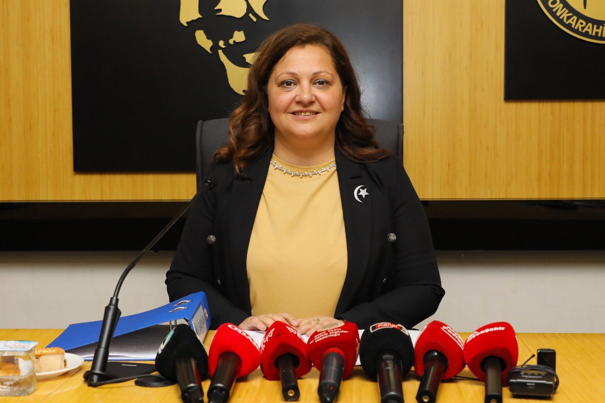 Topuklu Efe’den Öğrencilere Tam Destek