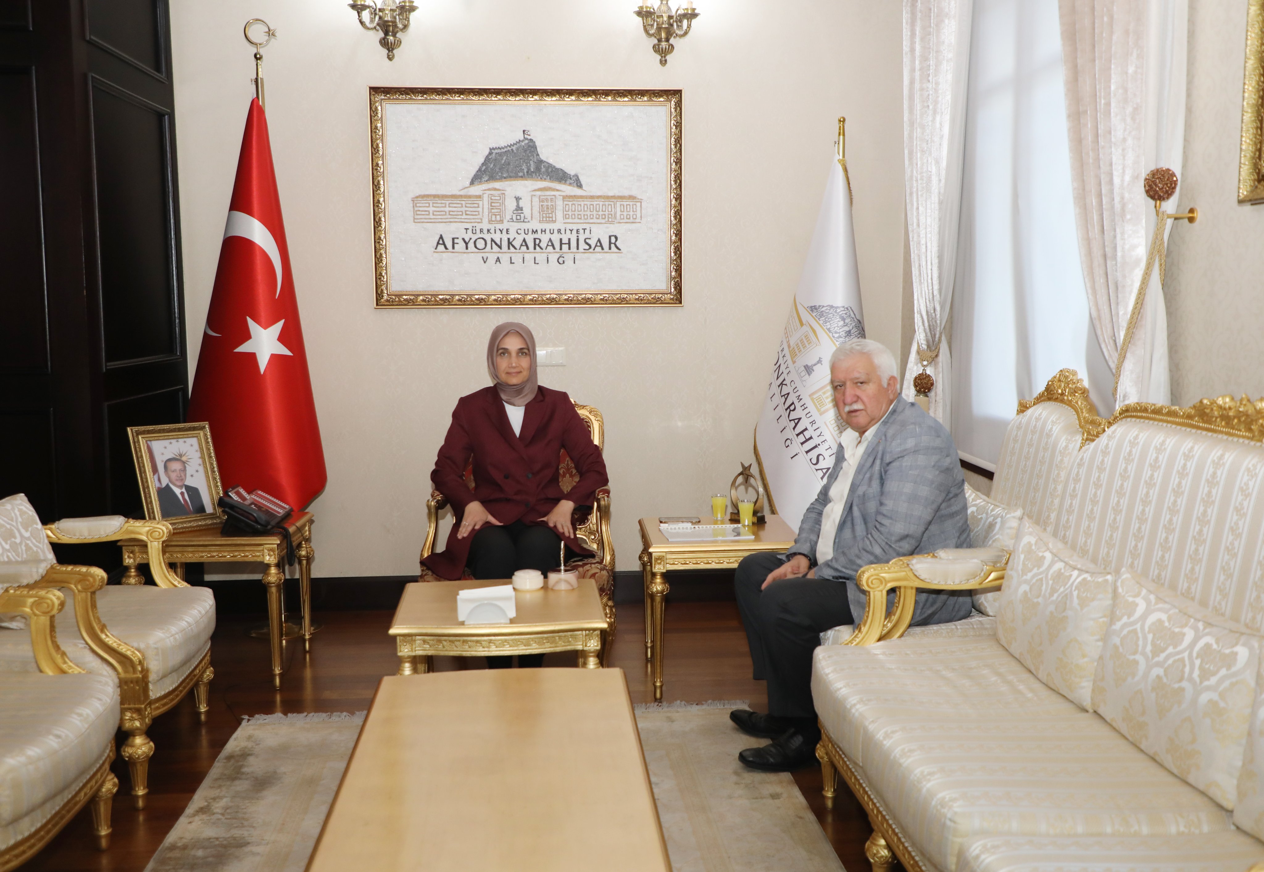 Hayırsever İş İnsanı Alimoğlu’ndan Vali Yiğitbaşı'ya Ziyaret