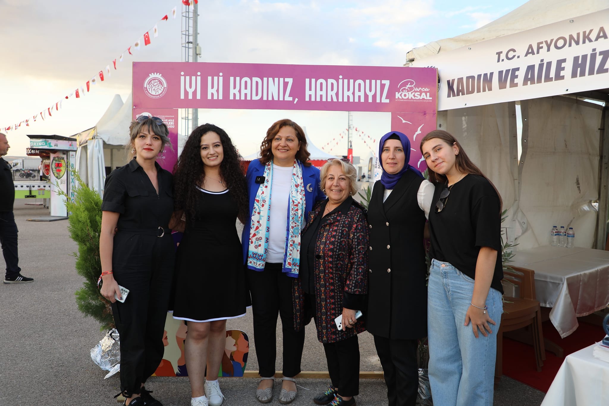 Türk PDR Derneği Afyon’da Gönüllere Taht Kurdu