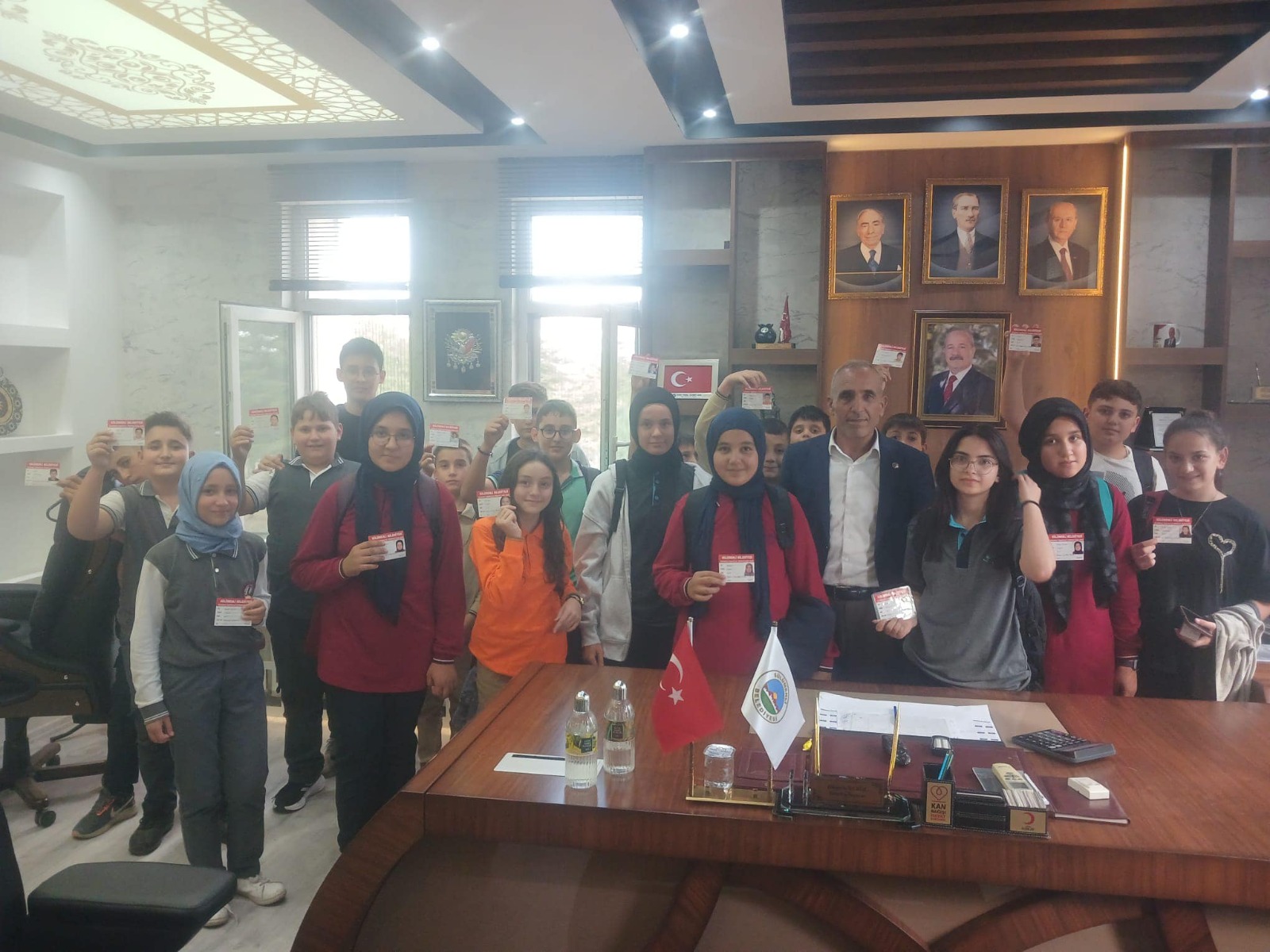 Başkan Varol'dan Sülümenli Öğrencilerine Ücretsiz Ulaşım Müjdesi