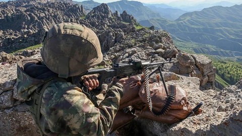 MSB'DEN RESMİ AÇIKLAMA 13 TERÖRİST ETKİSİZ HALE GETİRİLDİ