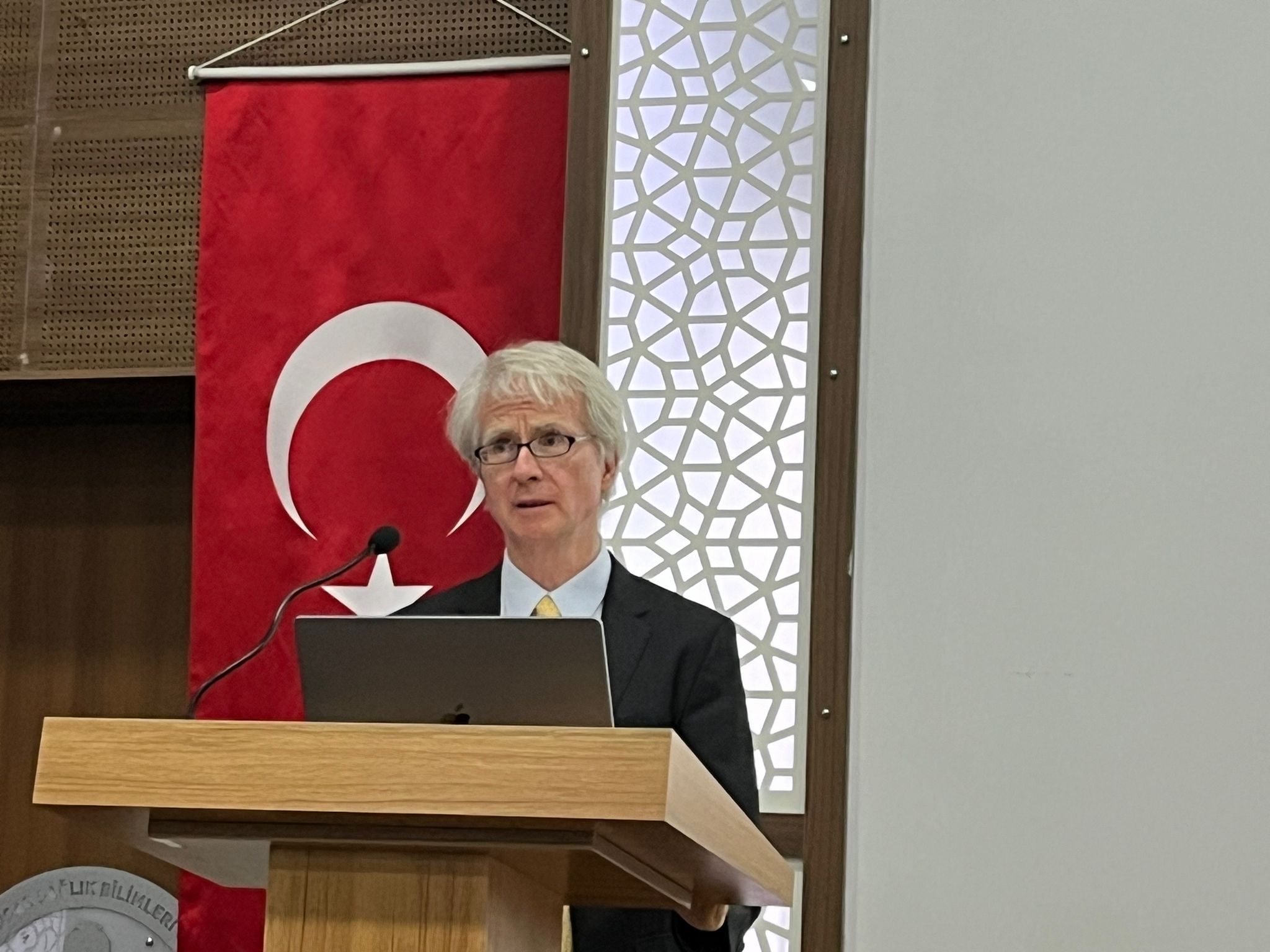 Profesör Macer “İyi Yaşamın Anahtarı, Biyoetik ve Adalet İlkelerinde Gizli"