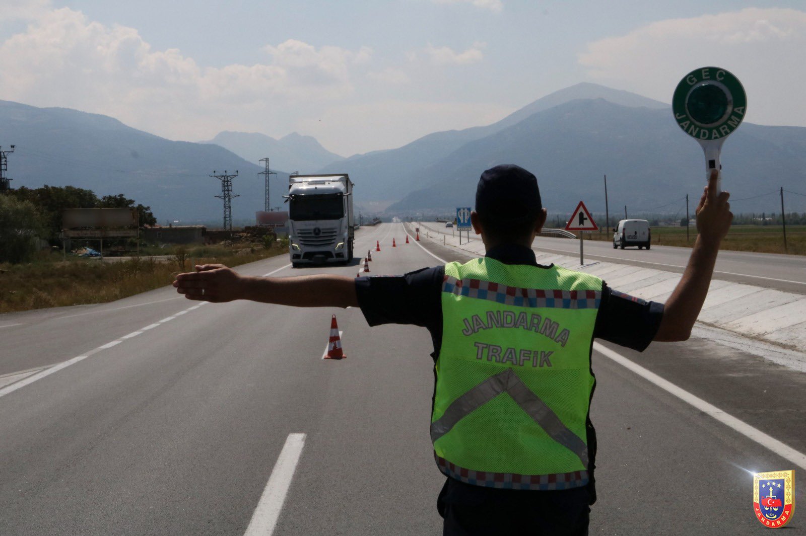Afyon Jandarması Trafikte Sıfır Can Kaybı Hedefine Katkı Sağlıyor